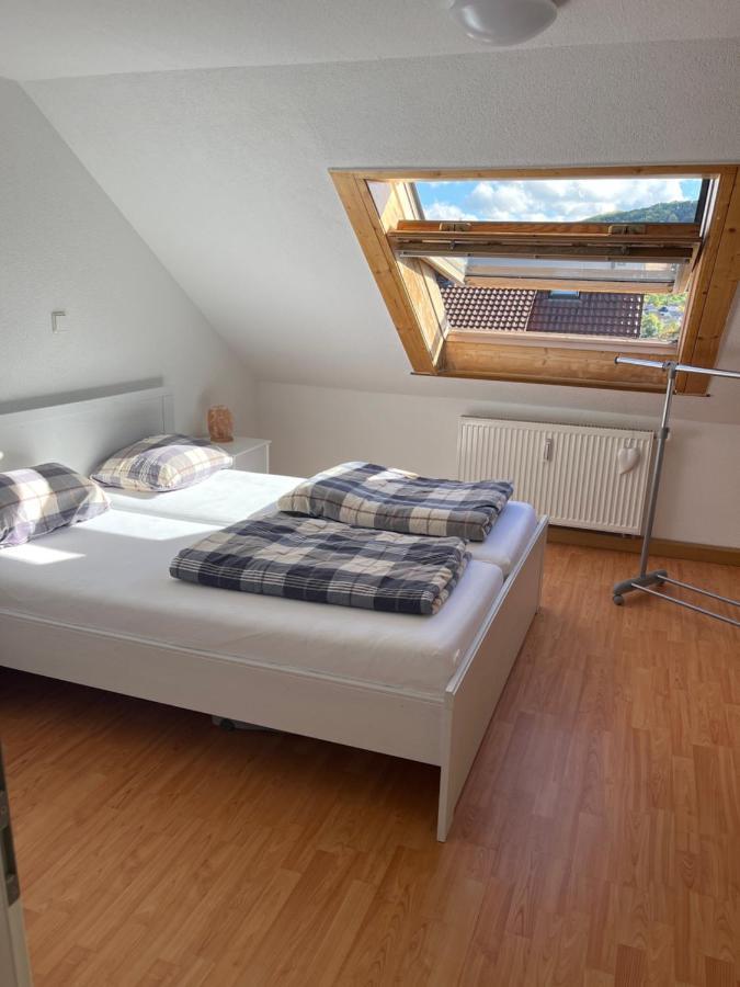 Eigene Wohnung Im Dreifamilienhaus Oberstenfeld ภายนอก รูปภาพ
